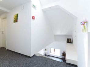 Tia Apartments and Rooms