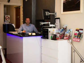 Amsterdam Downtown Hotel