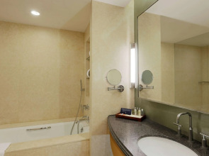 DoubleTree by Hilton Hotel Shanghai - Pudong