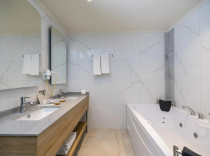 Yasmin Bodrum Resort - All Inclusive