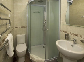 Придворовъ