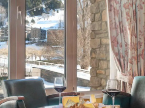 Ski Plaza Hotel & Wellness