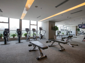 Holiday Inn Beijing Focus Square by IHG