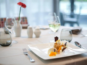 Le Royal Hotels & Resorts