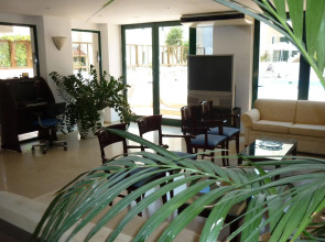 Elmi Suites Beach Hotel - All Inclusive