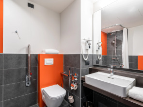 Campanile Vienna South