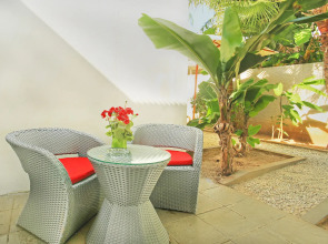 Esprit Libre Restaurant and Guest House