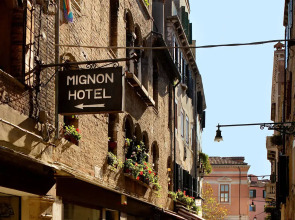 Hotel Mignon