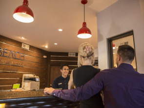 Beach Retreat & Lodge at Tahoe