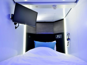 Capsule Plus Yokohama Sauna & Capsule