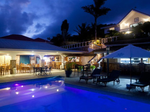 Le Relax Hotel and Restaurant