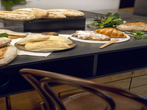 Handpicked Hotel & Collections