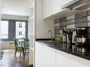 CADET Residence by Collection VESPER