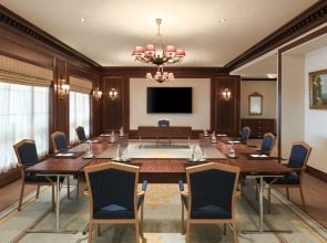 Al Aziziyah Boutique Hotel By The Torch