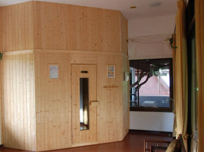 White House Beach Resort And Spa