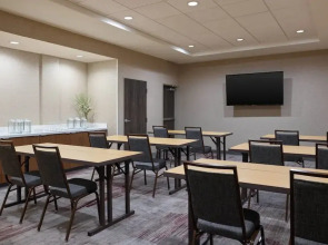 Courtyard by Marriott Denver Aurora