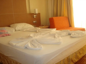 Holiday Garden Resort