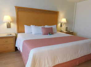 Hotel Palacio Azteca Tijuana, Trademark by Wyndham