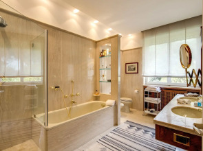 La Gaura Guest House