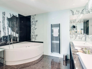 DoubleTree by Hilton Cluj – City Plaza