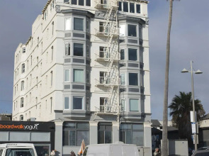 Air Venice on the Beach