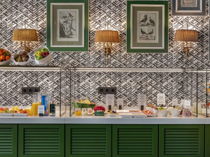 NH Collection Valencia Colón