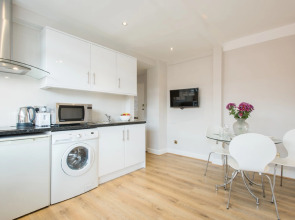 Chelsea Cloisters Serviced Apartments