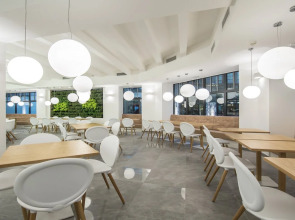 Merchant's Crown Suites and Spa