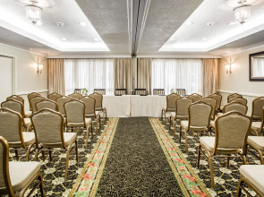 Comfort Suites Paradise Island