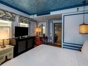 Hagia Sofia Mansions Istanbul, Curio Collection by Hilton