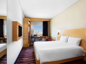 Отель ibis Muscat