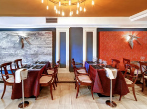 Aparthotel Hispanos 7 Suiza