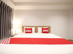 Super OYO 483 Pannee Hotel Khaosan