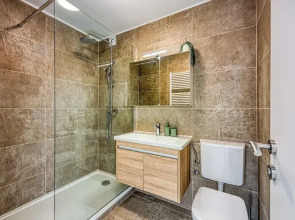 West Oasis With Terrace