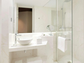 Отель Hyatt Centric Gran Via Madrid