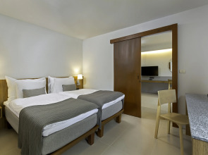 Sunwing Kamala Beach