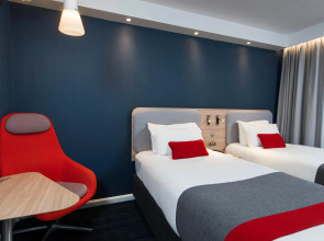 Holiday Inn Express London Luton Airport by IHG