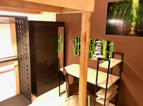 Roomies Hostel Centro Medico