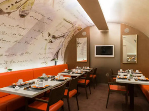 Hôtel Le Tourville by Inwood Hotels