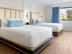 The Anza - A Calabasas Hotel