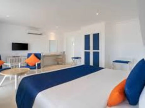 Trinco Blu by Cinnamon