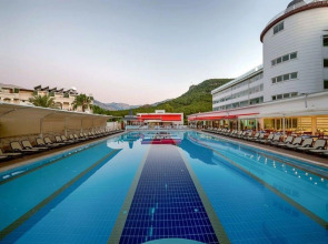 Zeyda Kemer Hotel