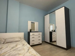 Сниму квартиру на улице Октябрьской Революции