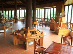 Waterside Resort & Spa