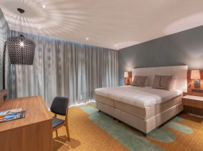 Отель Van der Valk Schiphol A4