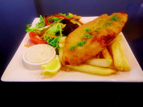 Kiwi International Hotel