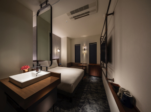 The Lively Osaka Honmachi