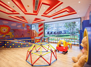 Le Meridien Khao Lak Resort & Spa