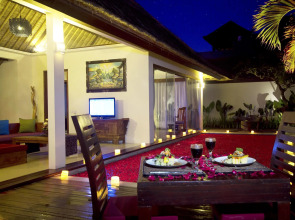 Avery Le Nixsun Villas by Waringin Hospitality