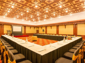 Casino Hotel - Cgh Earth, Cochin